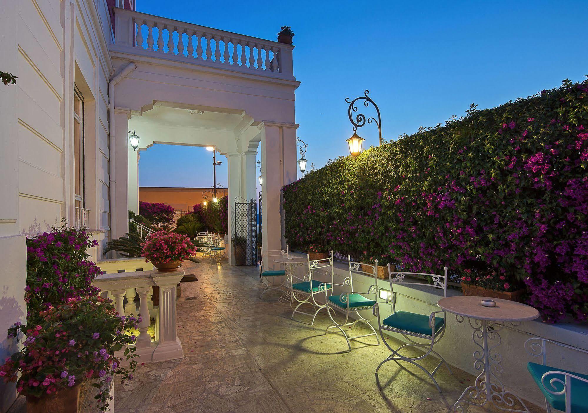 Hotel Villa Garden Sant’Agnello Kültér fotó